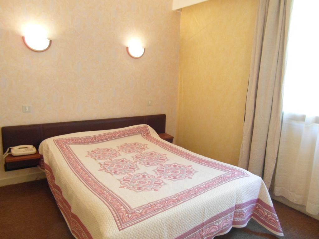 Hotel Restaurant Le Perigord 모르 객실 사진